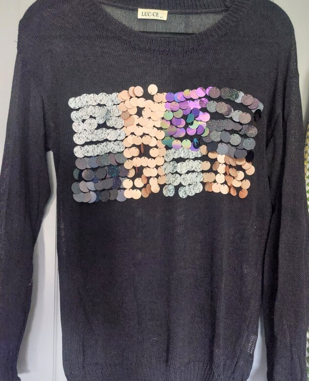 Pull ajouré paillettes