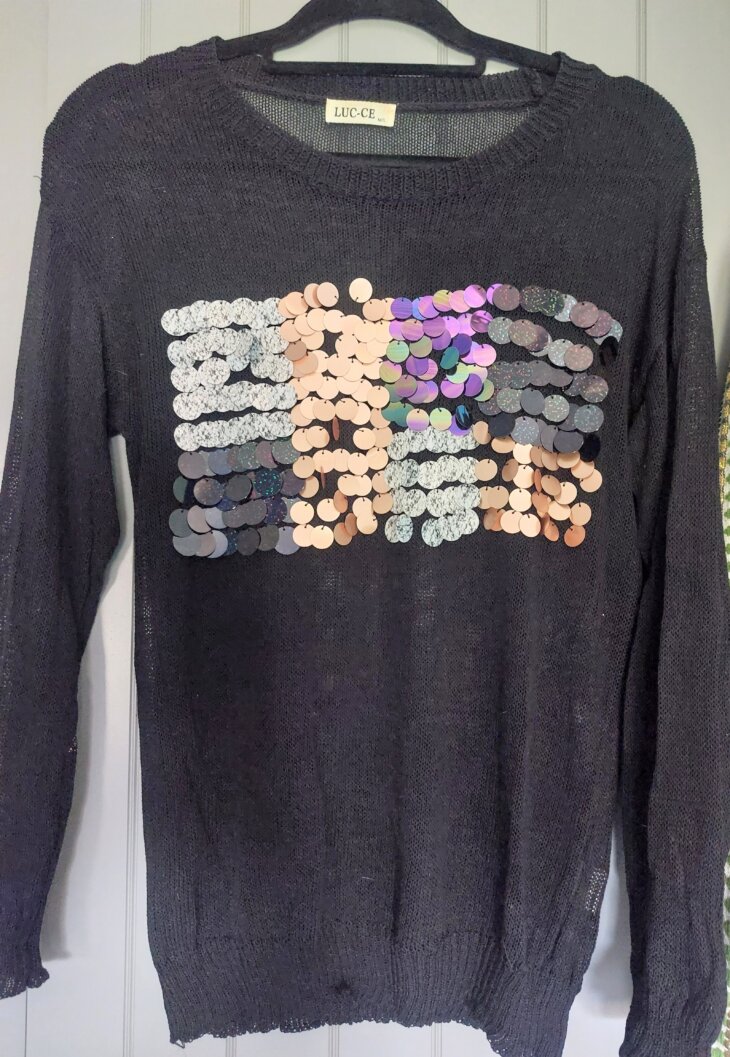 Pull ajouré paillettes