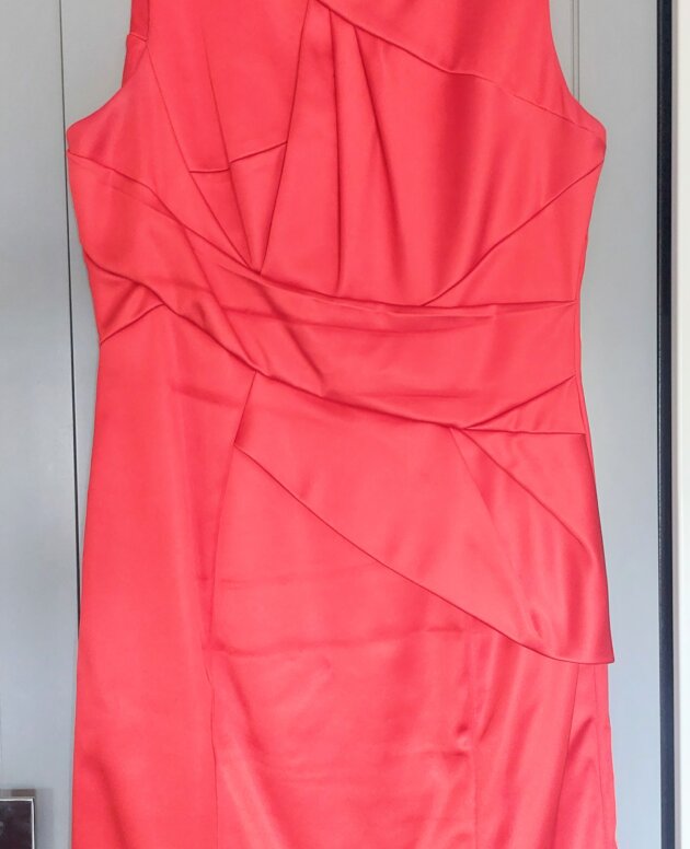 Robe satinée
