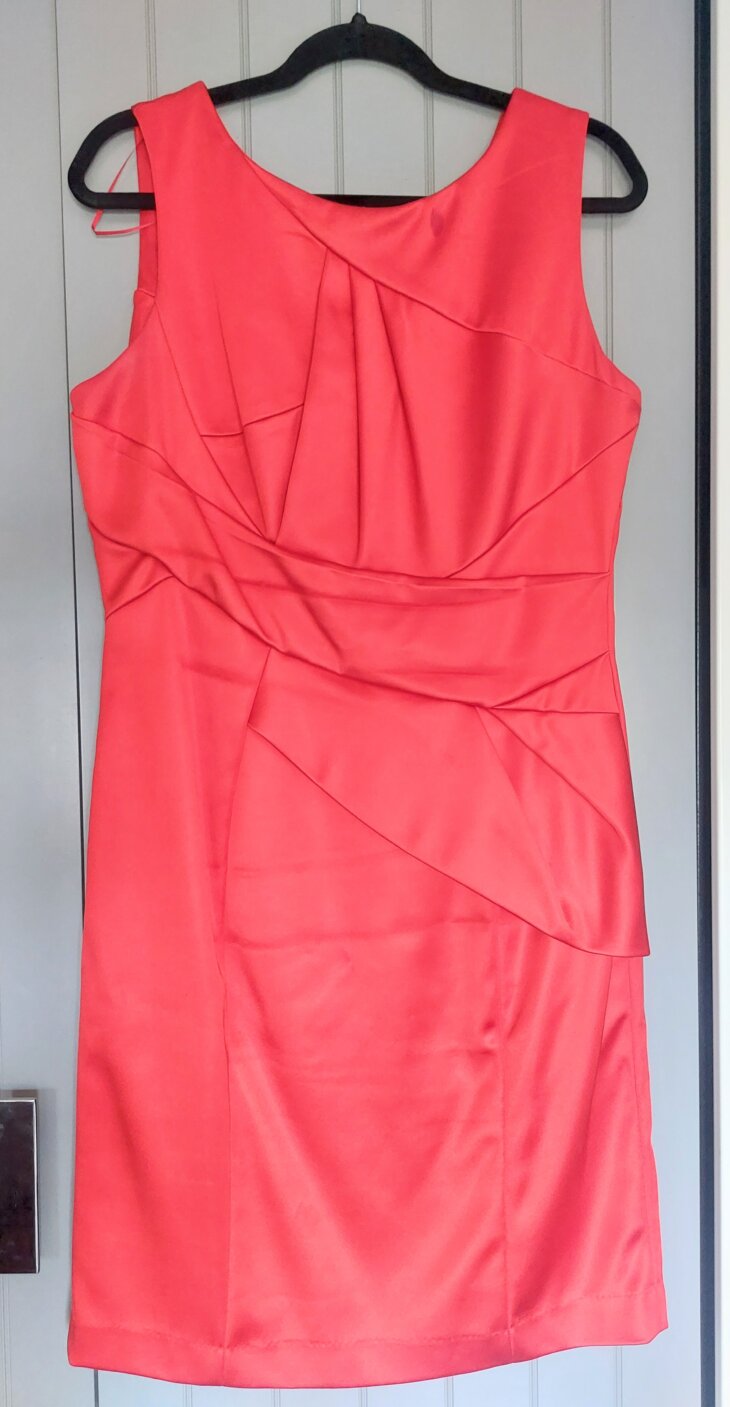 Robe satinée