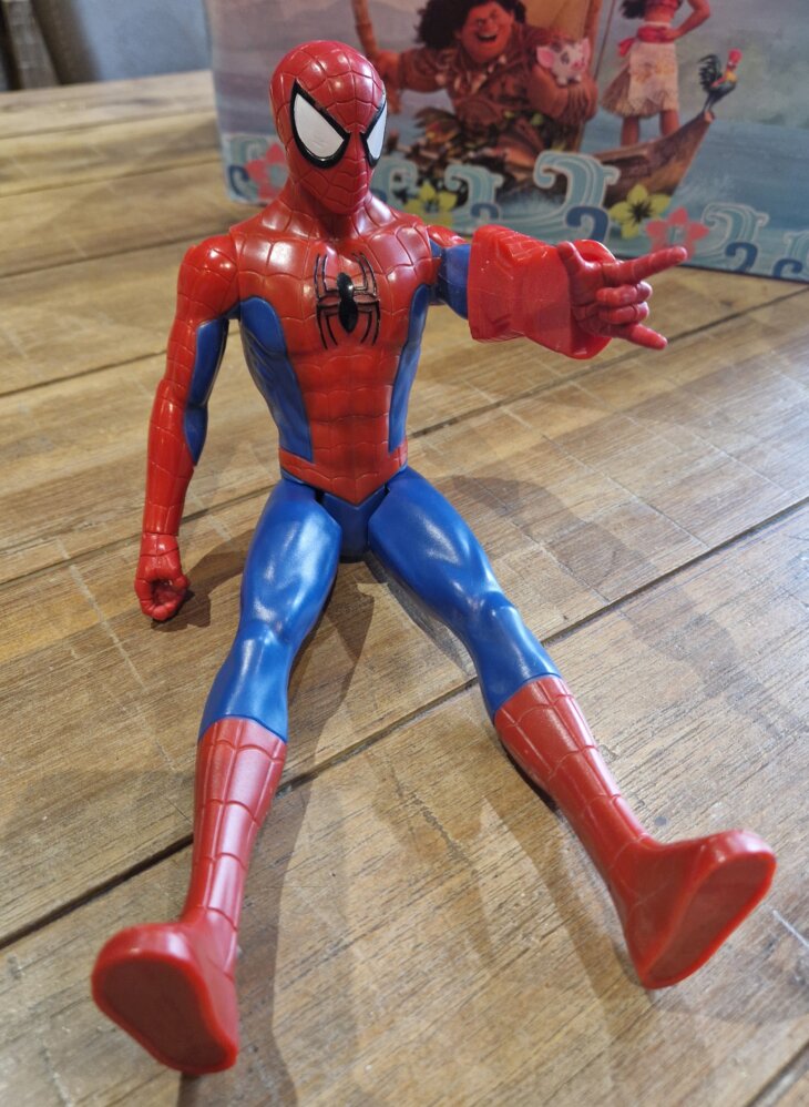 Spiderman articulé Hasbro