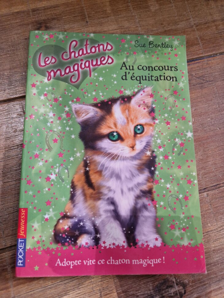 Livre "Les chatons magiques n°8 : au concours d'équitation" - neuf