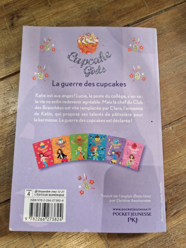 Livre "Cupcake girls n°9 : La guerre des cupcakes" - neuf - Image 2