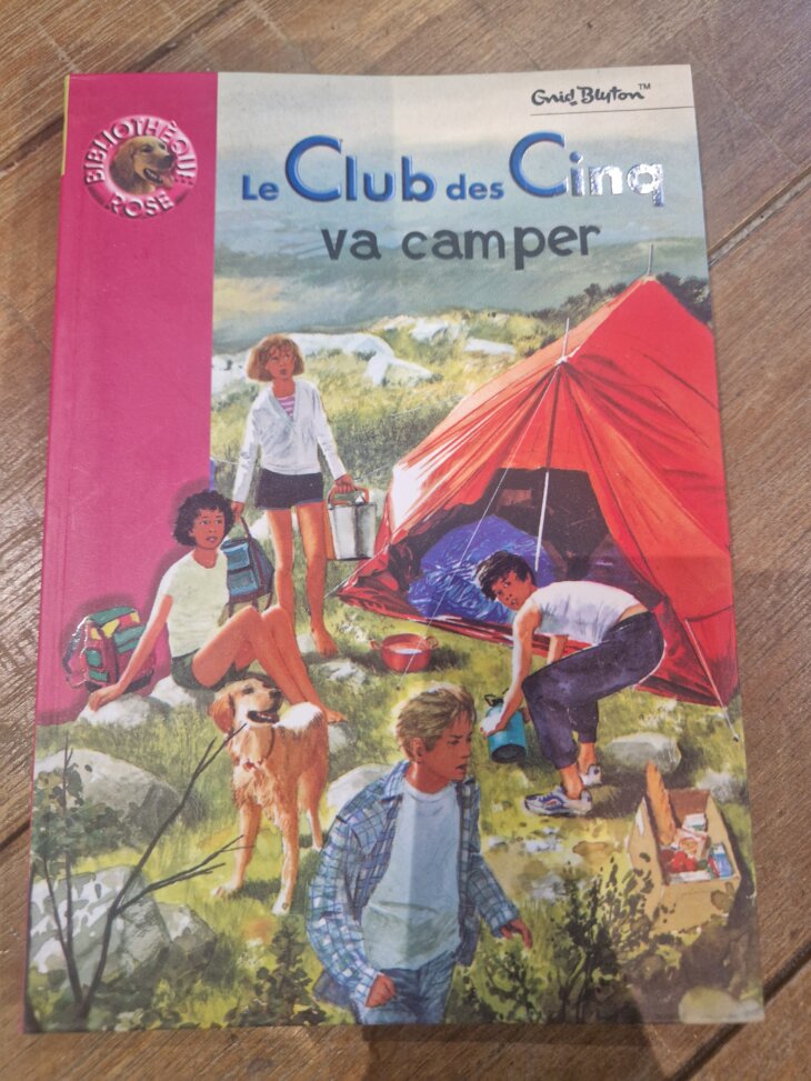 Livre "Le Club des Cinq va camper n°832" Bibliothèque rose - neuf