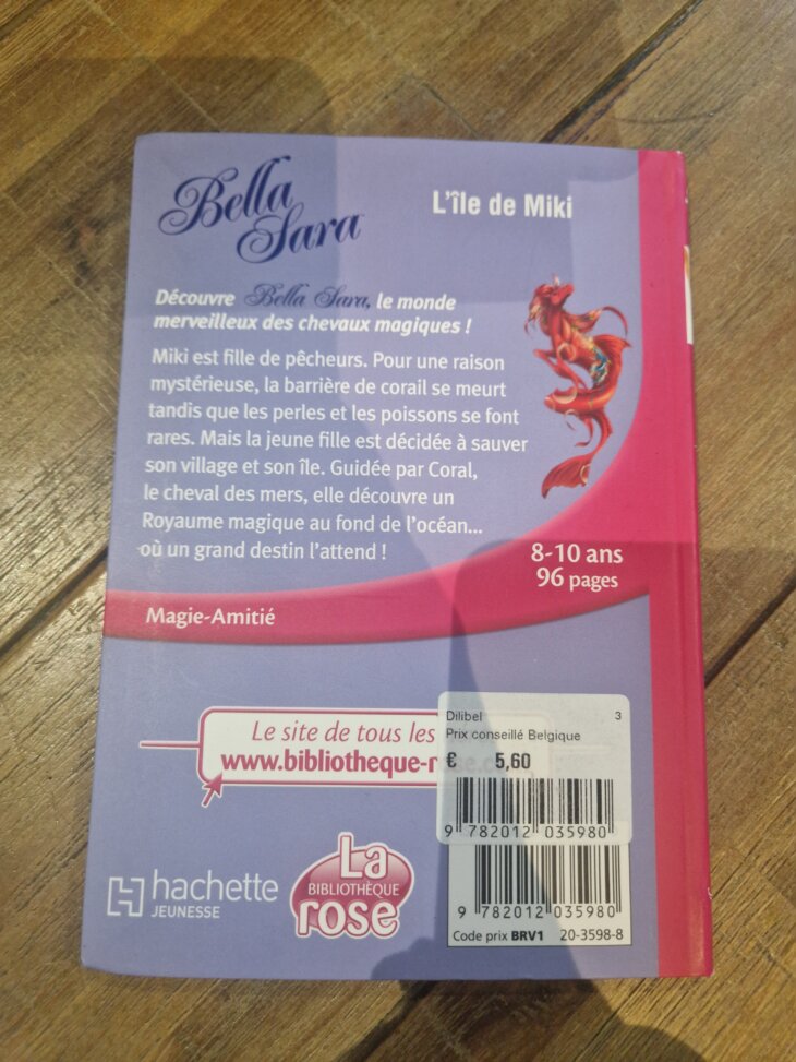 Livre "Bella Sara - L'île de Miki n°10" Bibliothèque rose - neuf - Image 2