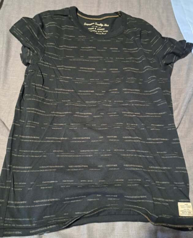 T'Shirt Jack & Jones noir ligné gris