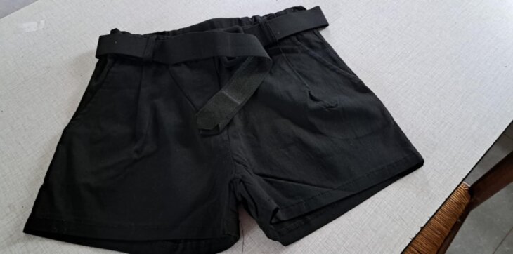 Short neuf