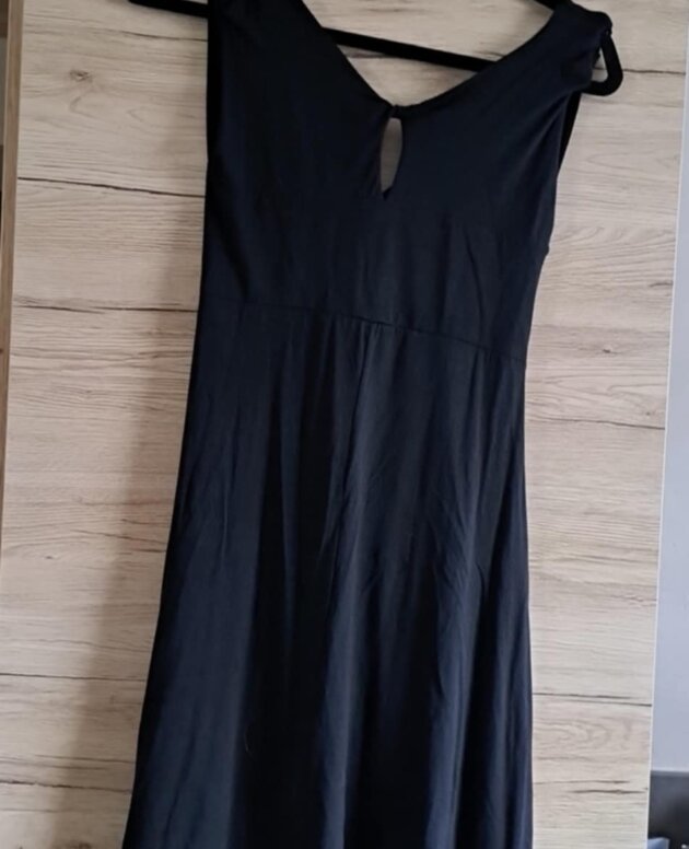 Robe Noir D été