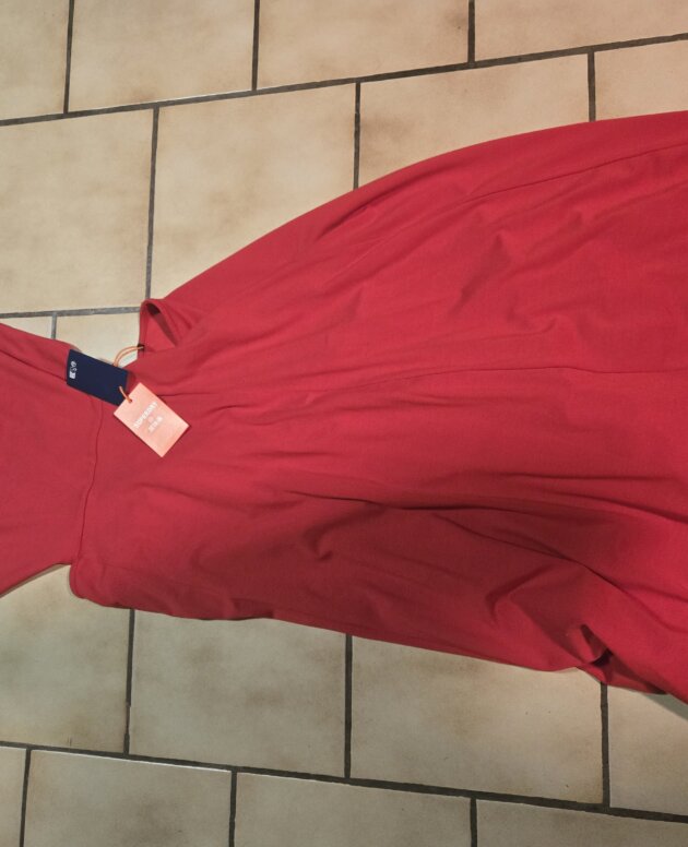 Robe superdry rouge xl