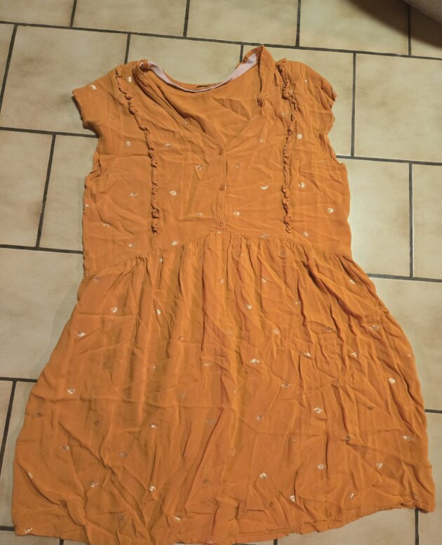 Robe orange et doré 44