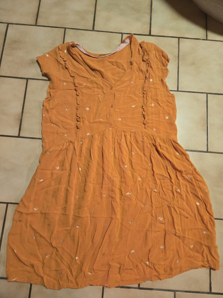 Robe orange et doré 44
