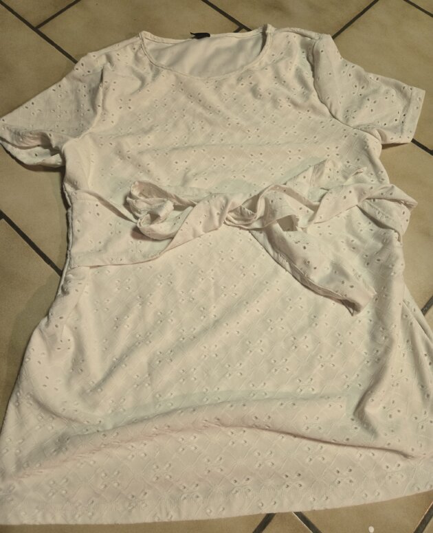 Blouse blanche de grossesse