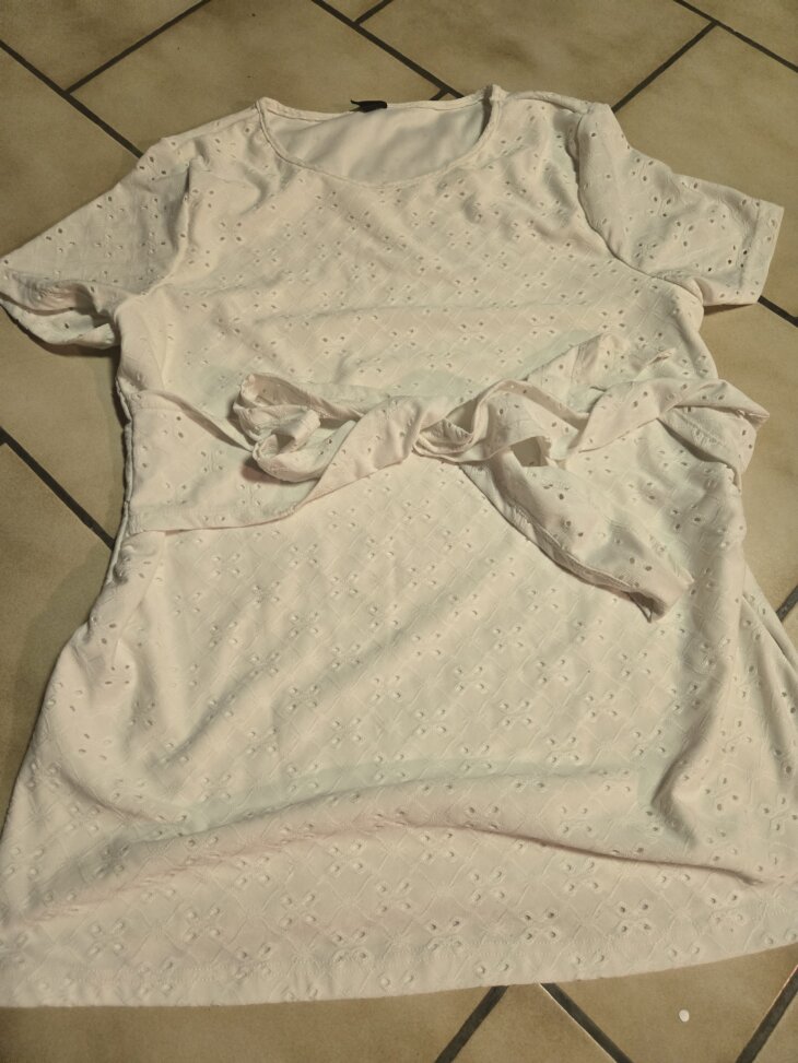 Blouse blanche de grossesse