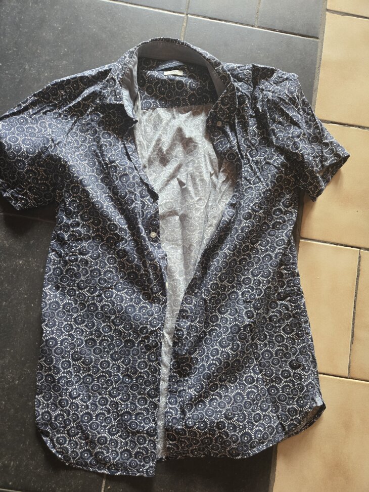 Chemise jack et jones bleu foncé fleurie L