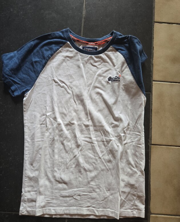 Tshirt superdry blanc et bleu M