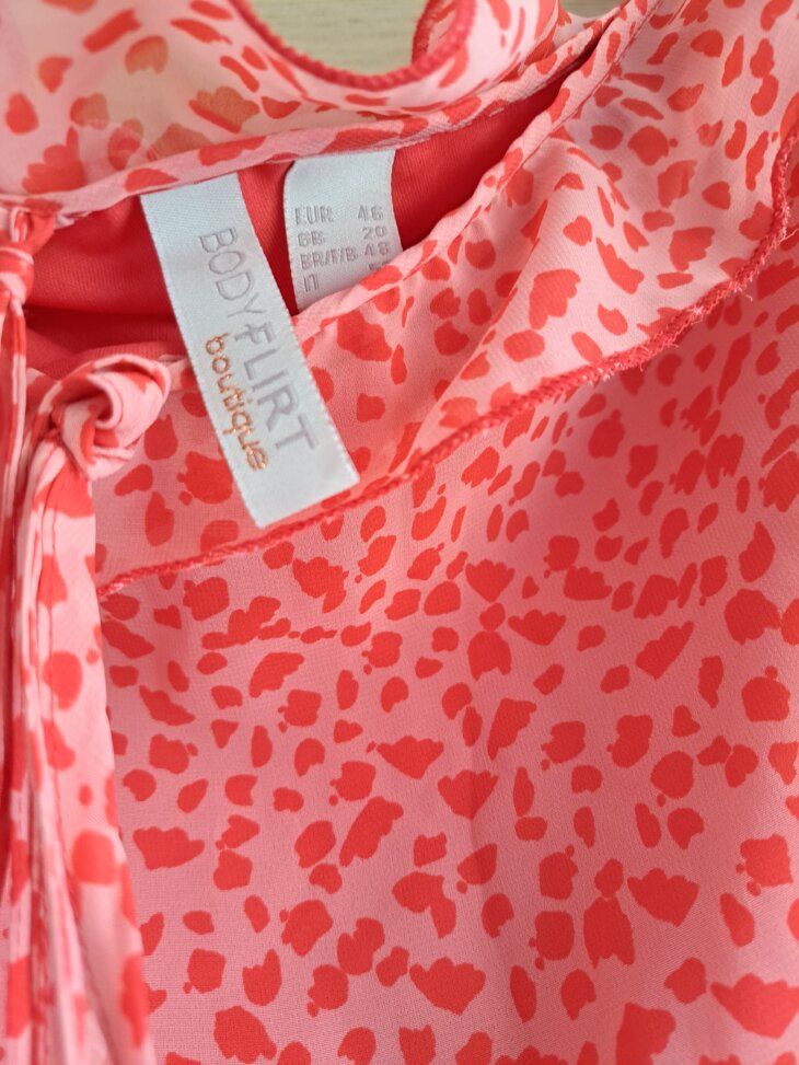 Robe rose col original taille 46 Bodyflirt
