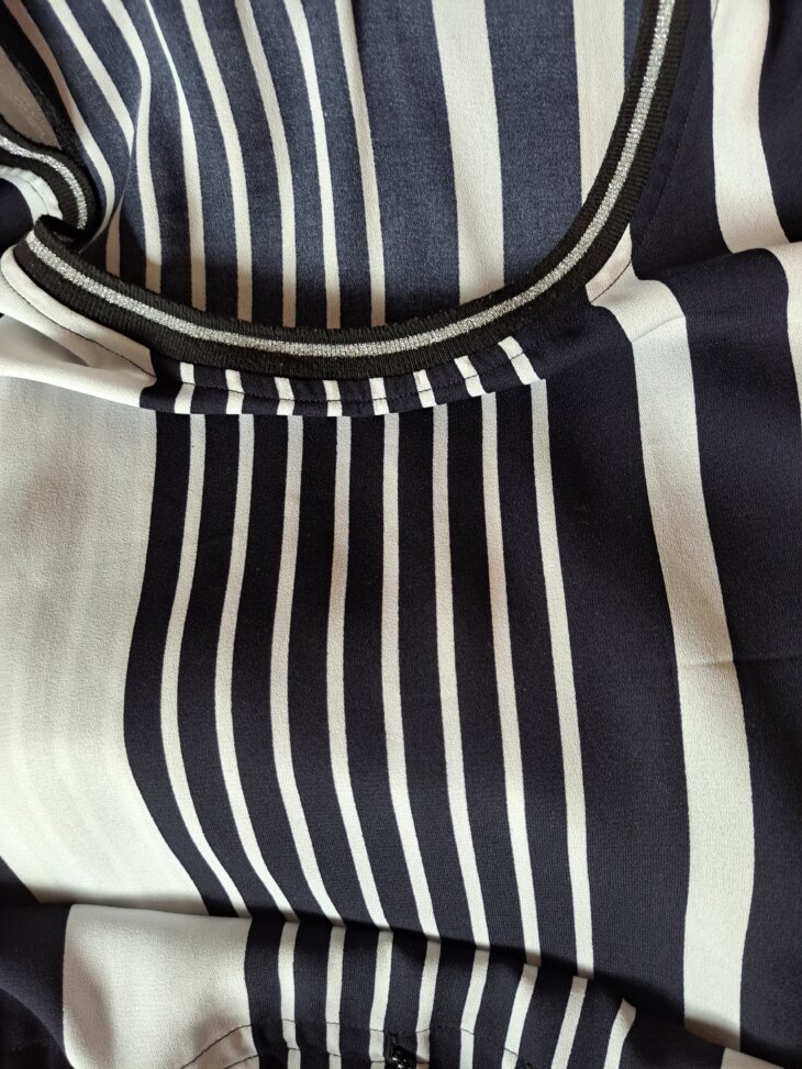 Robe lignée noire et blanche LolaLiza taille L