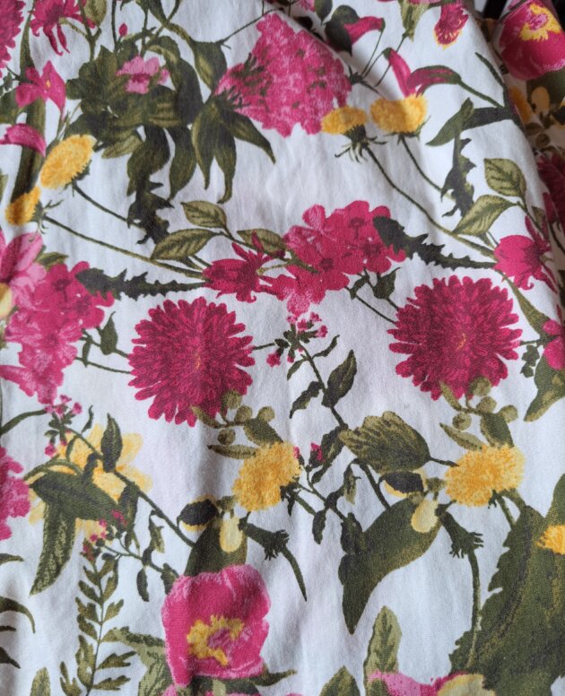 Longue robe fleurie multicolore taille 48
