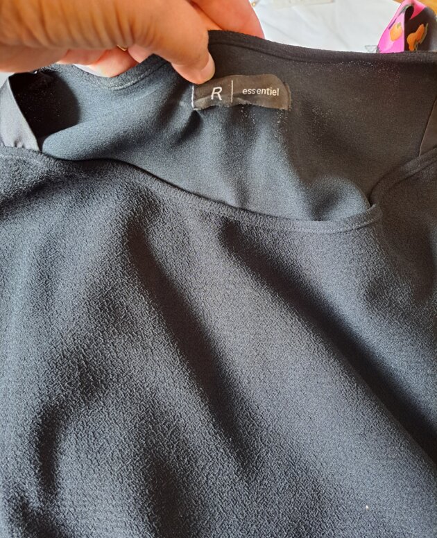 Robe noire la redoute, ceintrée avec poches