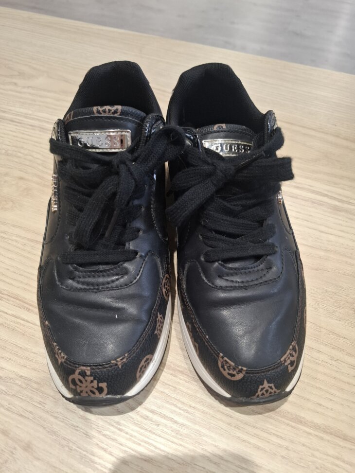 Basket Guess 39 porté 1x