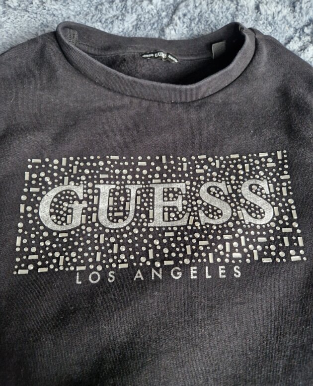 Pull Guess noir - fille 12 ans - très bon état