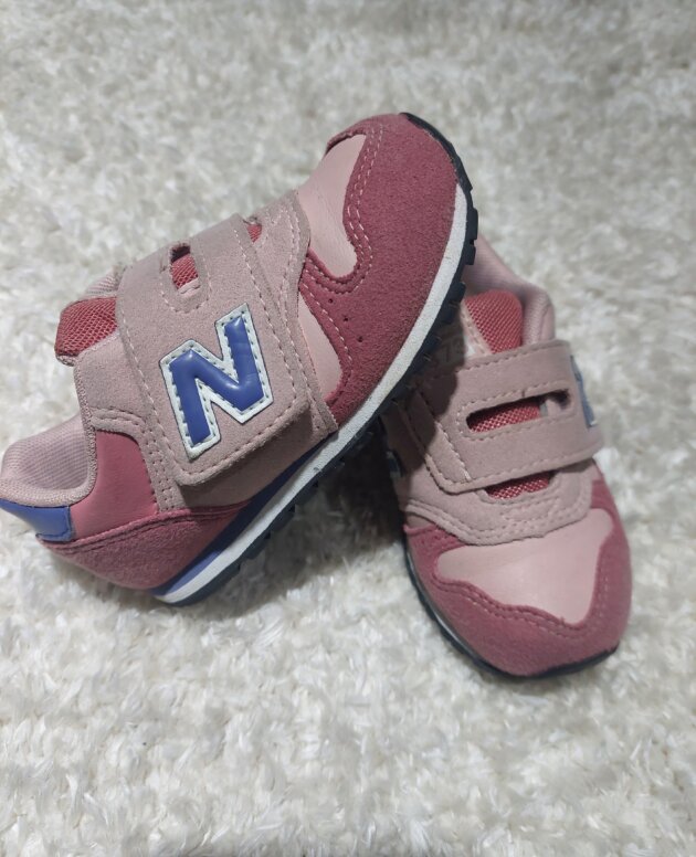 Baskets New Balance rose P23,5