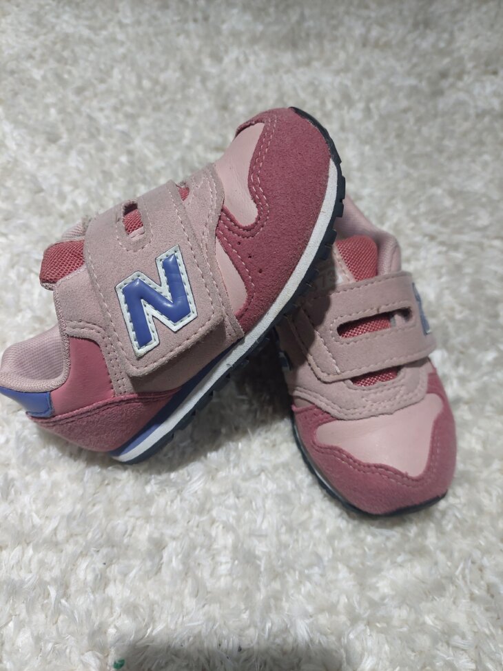 Baskets New Balance rose P23,5
