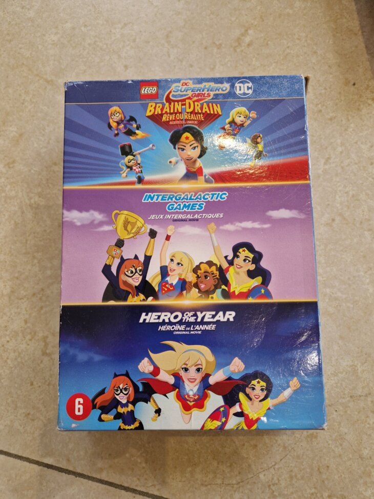 Coffret 3 DVD DC Super Hero Girls - Image 2