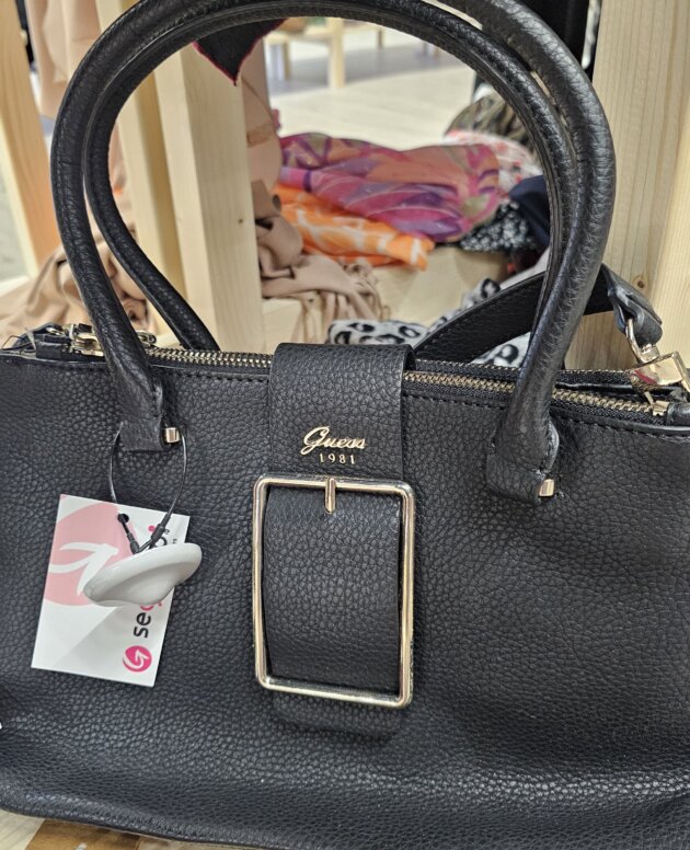 Sac noir Guess