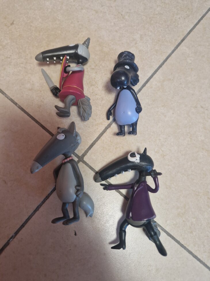 Lot de 4 figurines Le Loup - Image 2