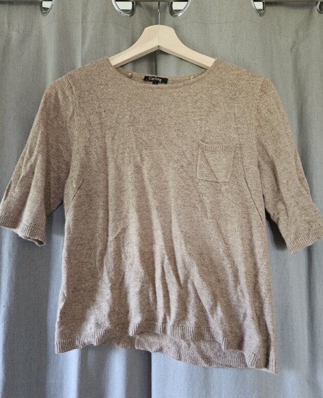 Pull beige T. L