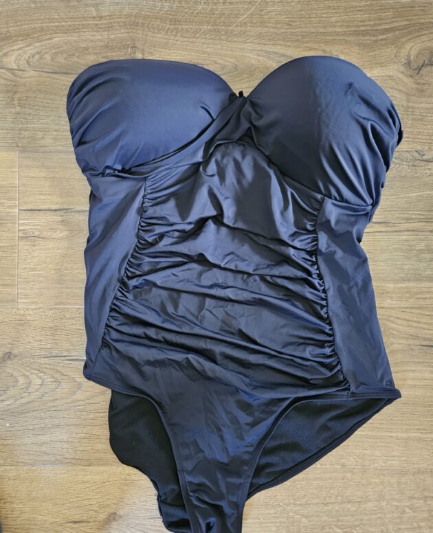 Maillot noir T.46