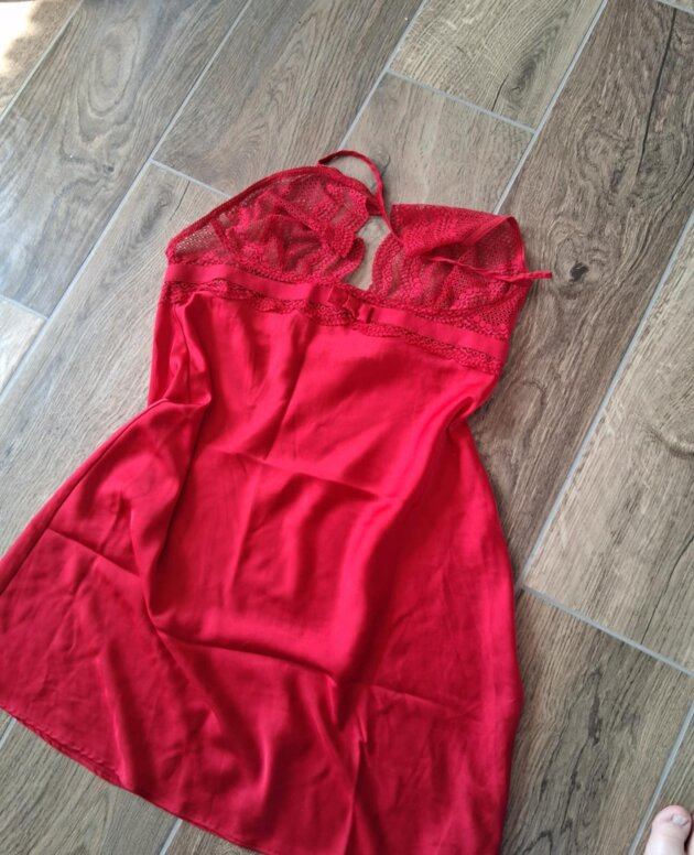 Nuisette Rouge ETAM Taille 42
