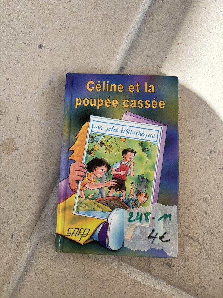livre Céline et la poupée cassée