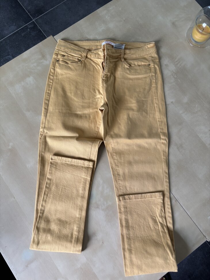 pantalon jaune Camaïeu taille 40
