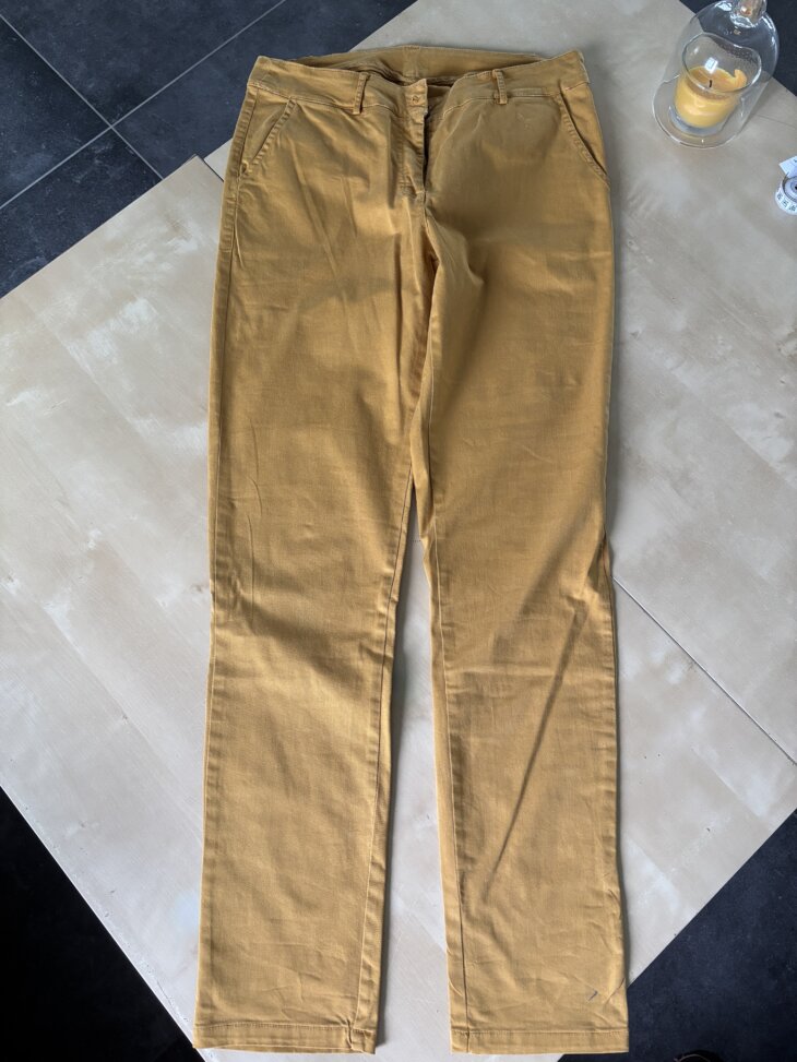 pantalon jaune moutarde taille L
