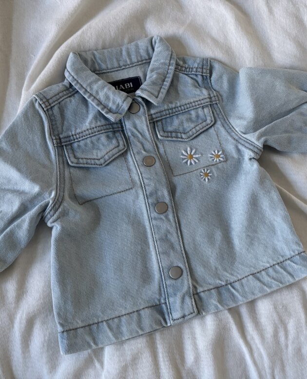 veste en jeans taille 3 mois