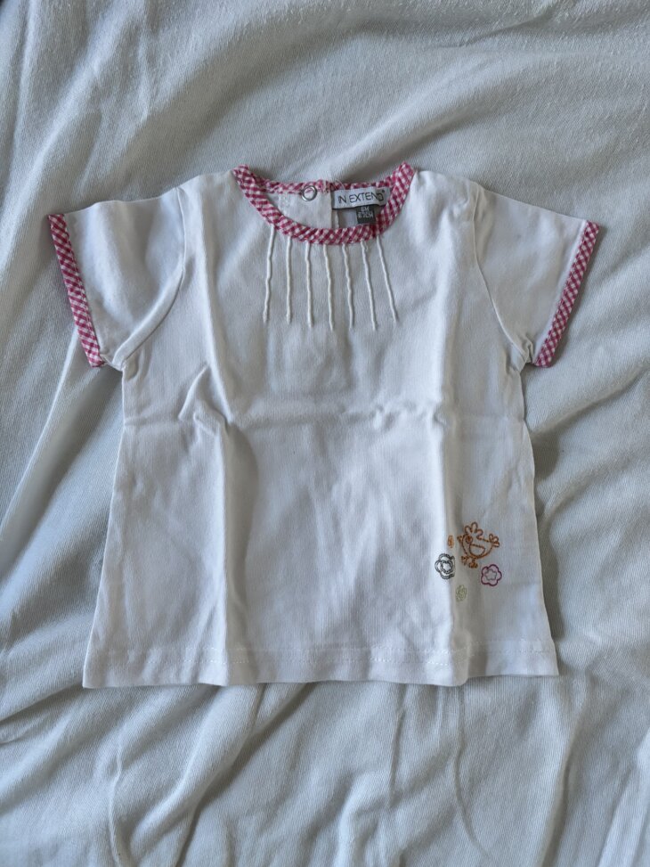 T-shirt taille 6 mois
