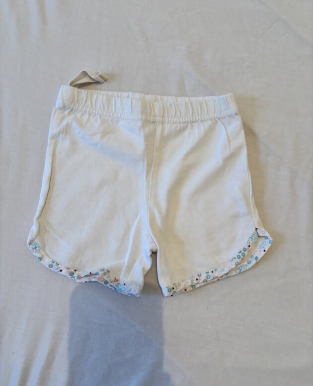 Short tzille 6 mois