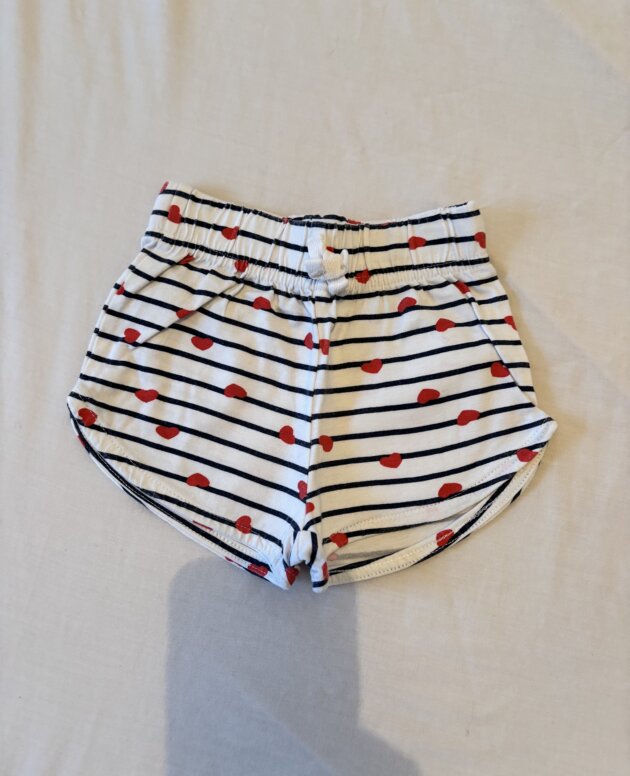 Short taille 6 mois