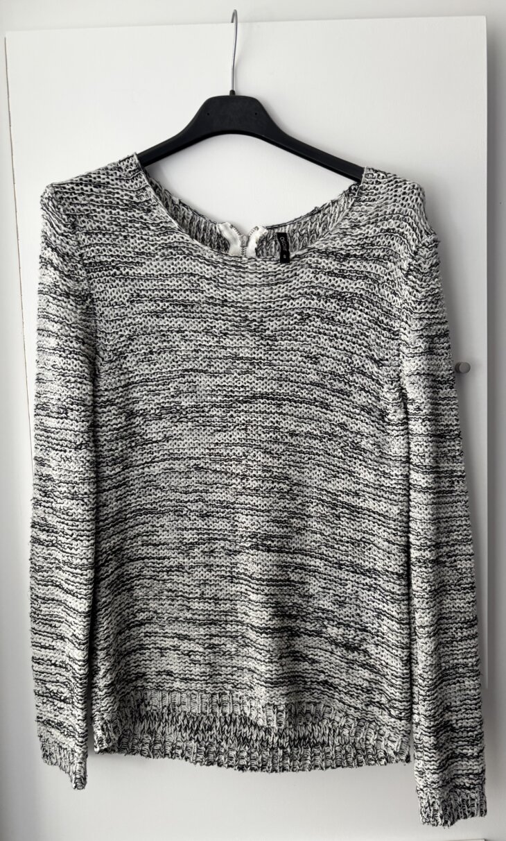 Pull gris