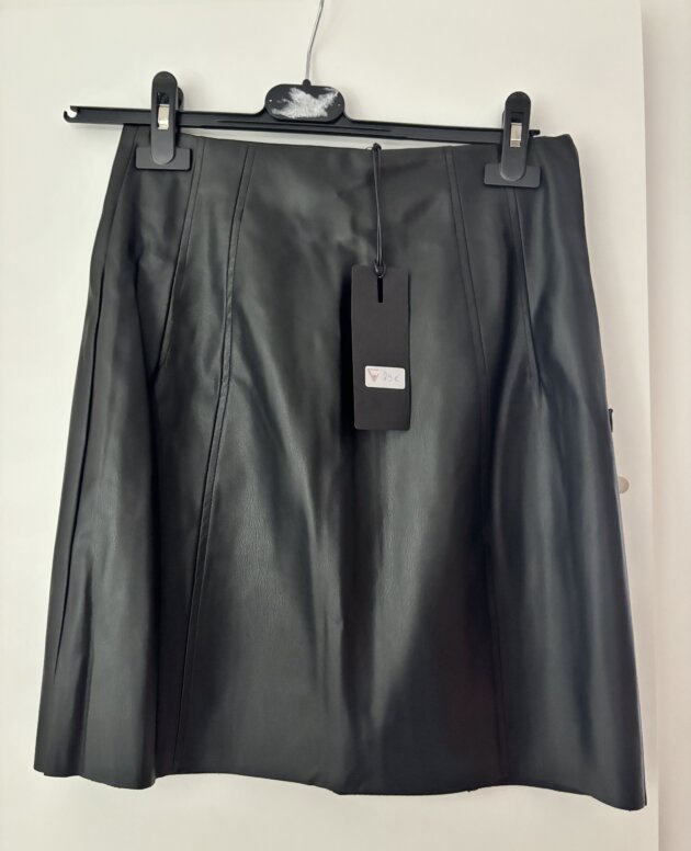 Jupe noire MaxMila T36