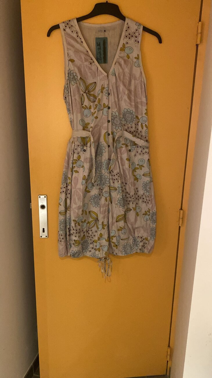 Robe Womn taille 42