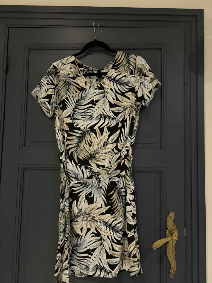 Robe feuilles - Taille L - Marque NOEMIE & CO