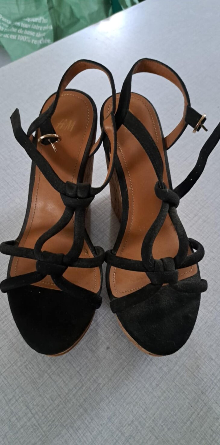 Chaussure 37