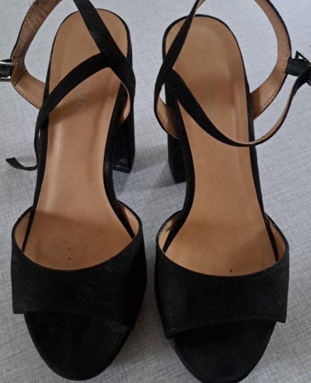 Chaussure 37