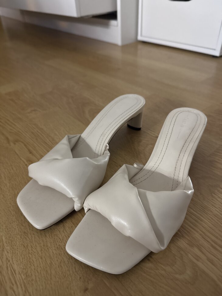 Sandale à talons bershka taille 38