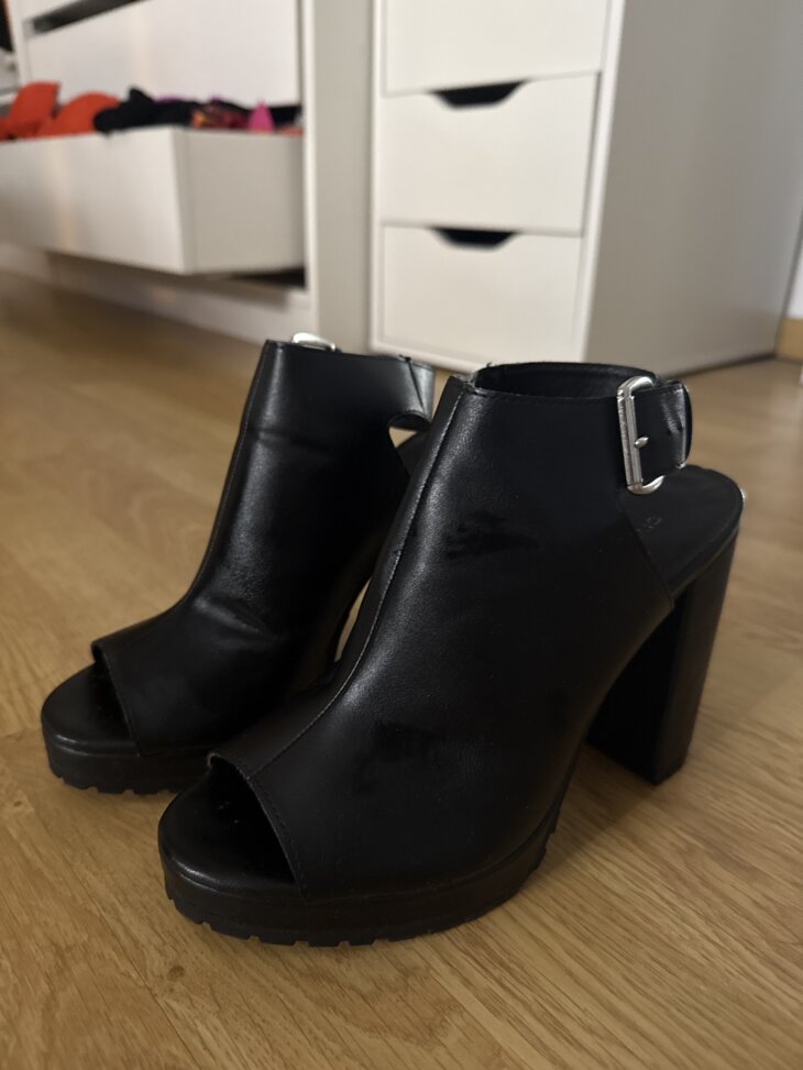 Talons haut H&M T38