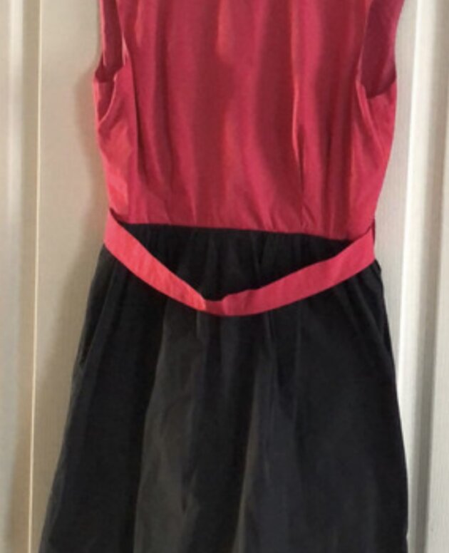 Robe Naf Naf rose/noir Taille 42