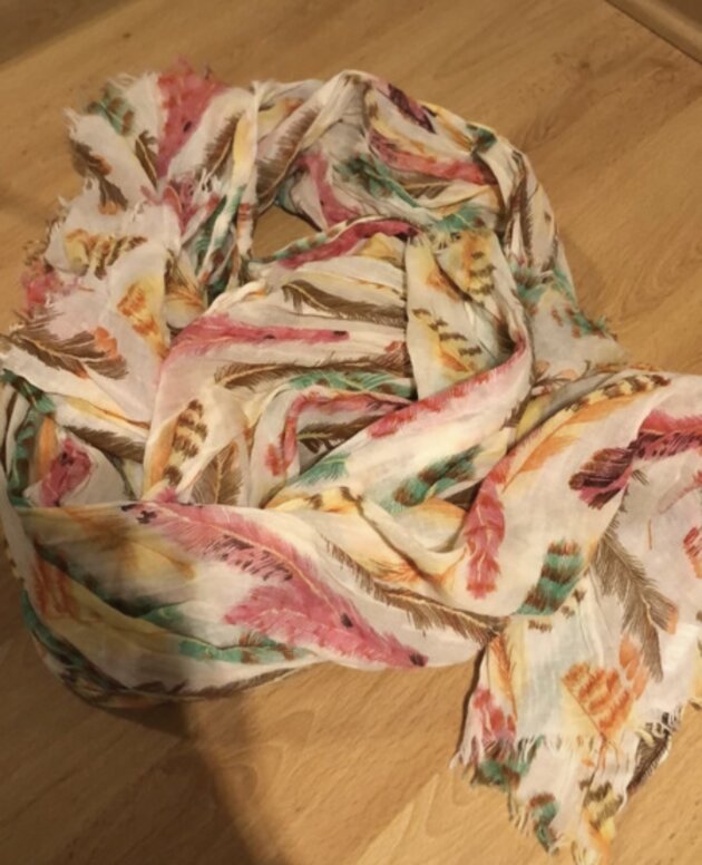 Foulard feuille de couleur
